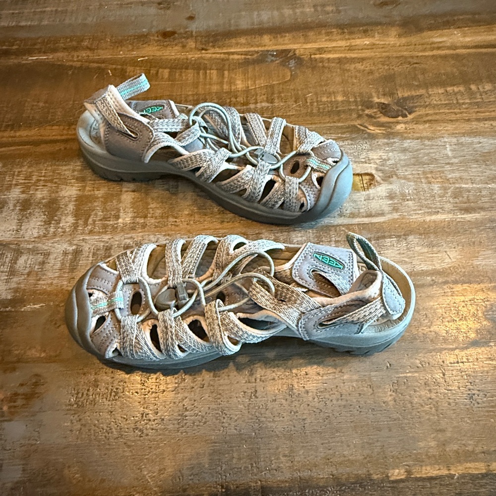 KEEN Women's Light Gray Outdoor Sandals